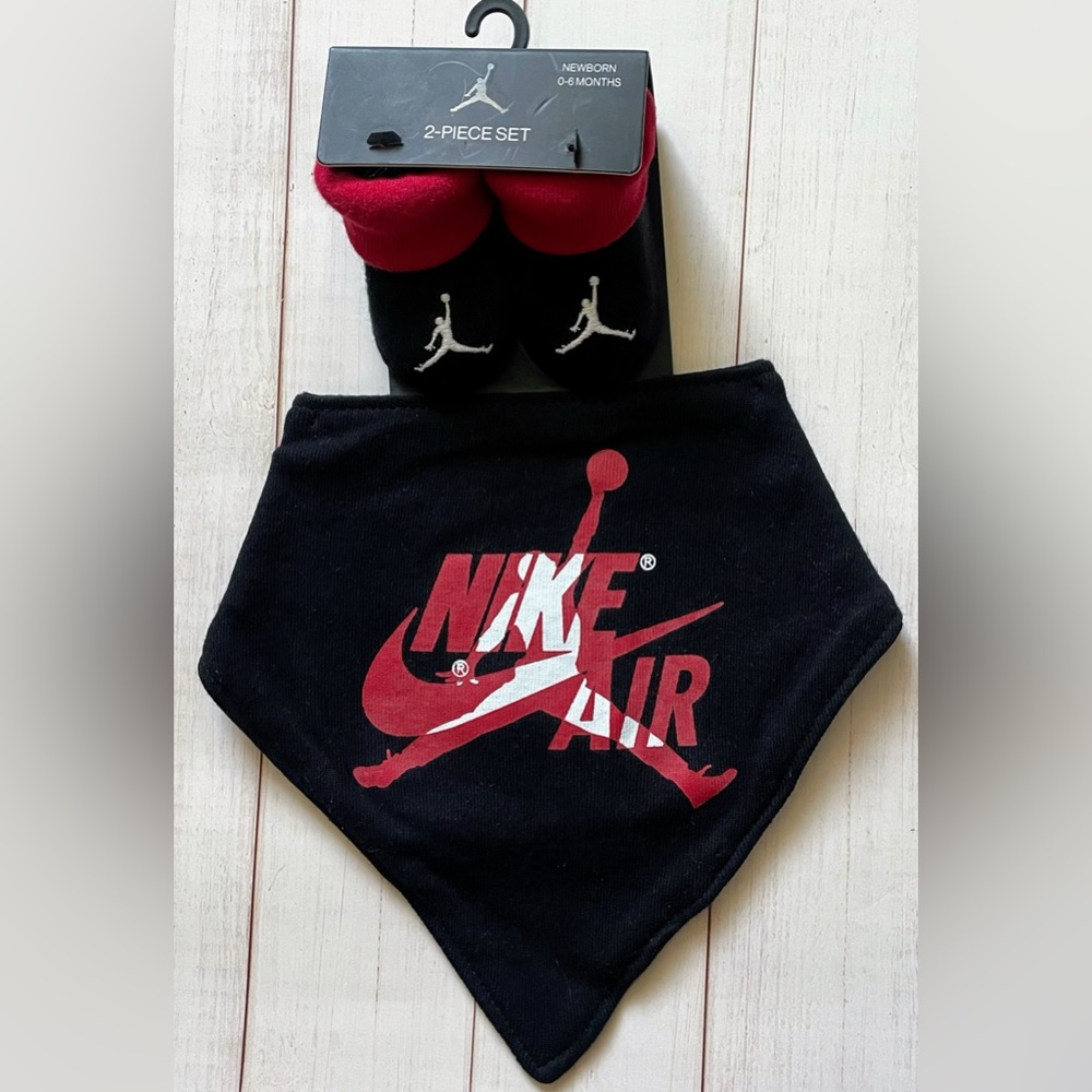 Jordan Nike Air Jumpman Bandana Booties 0-6 Mo Black Bib Newborn